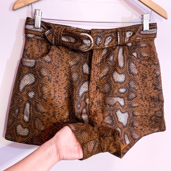 SNAKE PRINT high waist shorts - size M - Bronze/Brown - Leather Like - Picture 5 of 11
